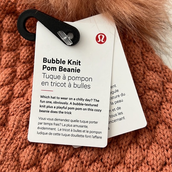 Lululemon Bubble Knit Pom Beanie NWT Pink Savanna PSAV LW9DSQS